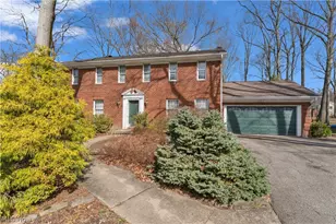 190 Chapel Ln, Canfield, OH 44406 - Photo 2