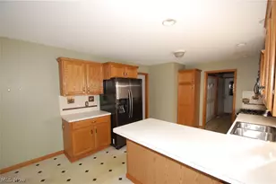 7863 Walnut St, Boardman, OH 44512 - Photo 14