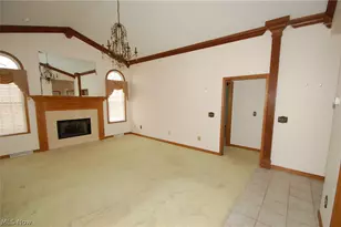 7863 Walnut St, Boardman, OH 44512 - Photo 8