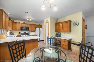 856 Tappan Cir, Vermilion, OH 44089 - Photo 18