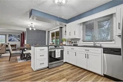 701 Edgewood Street SE, North Canton, OH 44720 - Photo 12