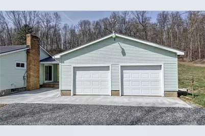 3265 Yorkview Road SW, New Philadelphia, OH 44663 - Photo 4