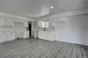 3265 York View Rd SW, New Philadelphia, OH 44663 - Photo 22