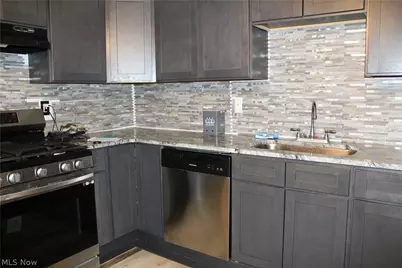 1258 Hawthorne Avenue SW, Canton, OH 44710 - Photo 2