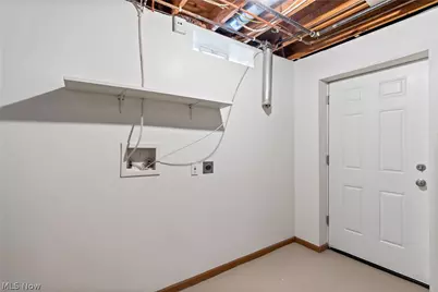 732 Vernon Odom Boulevard, Akron, OH 44307 - Photo 20