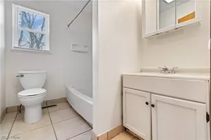 732 Vernon Odom Blvd, Akron, OH 44307 - Photo 12