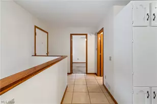 732 Vernon Odom Blvd, Akron, OH 44307 - Photo 6