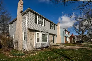 202 Westover Dr, Akron, OH 44313 - Photo 2