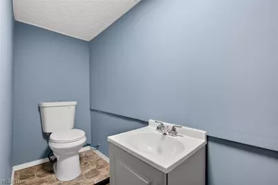 9602 Plymouth Avenue, Garfield Heights, OH 44125 - Photo 22