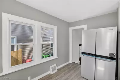 9602 Plymouth Avenue, Garfield Heights, OH 44125 - Photo 12
