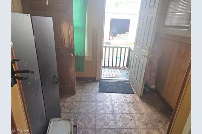 958 Inman Street, Akron, OH 44306 - Photo 6