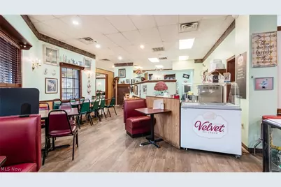 2000 E Wheeling Avenue, Cambridge, OH 43725 - Photo 12