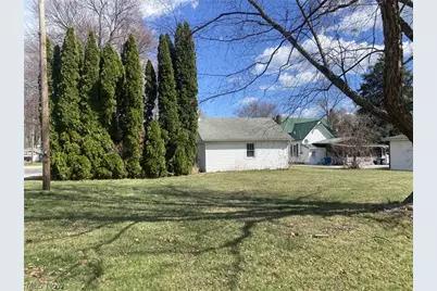 418 Adams Avenue, Huron, OH 44839 - Photo 8