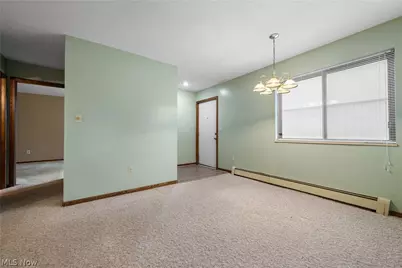 2141 Pinebrook Trail, Cuyahoga Falls, OH 44223 - Photo 18