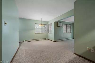 2141 Pinebrook Trail, Cuyahoga Falls, OH 44223 - Photo 16