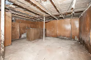 229 W 130th St, Hinckley, OH 44233 - Photo 30