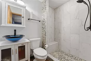 736 Lake Erie St, Conneaut, OH 44030 - Photo 18