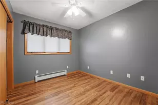 736 Lake Erie St, Conneaut, OH 44030 - Photo 12