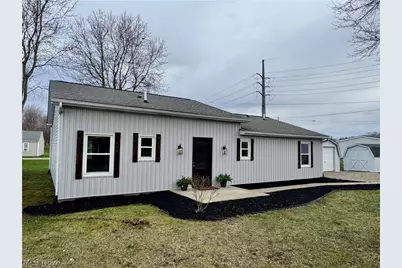 126 1/2 W Broadway Street, New Lexington, OH 43764 - Photo 1