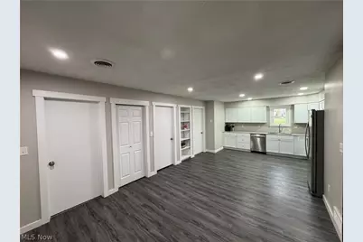 126 1/2 W Broadway Street, New Lexington, OH 43764 - Photo 4