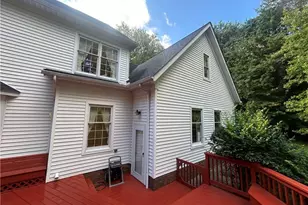 9230 Amber Wood Dr, Kirtland, OH 44094 - Photo 6