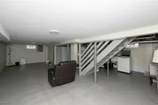 942 E Archwood Ave, Akron, OH 44306 - Photo 22