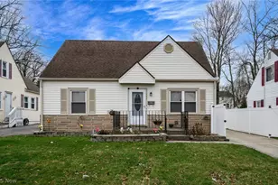 942 E Archwood Ave, Akron, OH 44306 - Photo 1