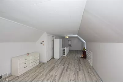 942 E Archwood Avenue, Akron, OH 44306 - Photo 16