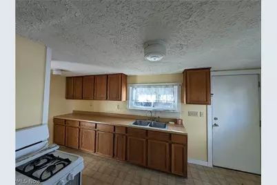 56 Marion Avenue, Mogadore, OH 44260 - Photo 18