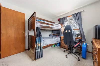 6040 Reynolds Road, Mentor on the Lake, OH 44060 - Photo 16