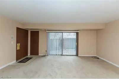 3265 Mayfield Road #29, Cleveland Heights, OH 44118 - Photo 8