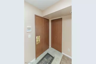 3265 Mayfield Road #29, Cleveland Heights, OH 44118 - Photo 6