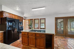 490 Johnson Rd, Kent, OH 44240 - Photo 6