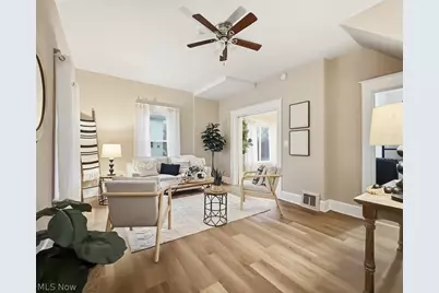 702 Dickson Street, Youngstown, OH 44502 - Photo 2