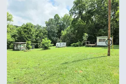 99 E Apple Blossom Way, Elizabeth, WV 26143 - Photo 14