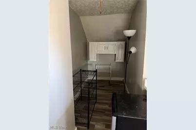 2083 W 42nd Street, Loveland, OH 44113 - Photo 8