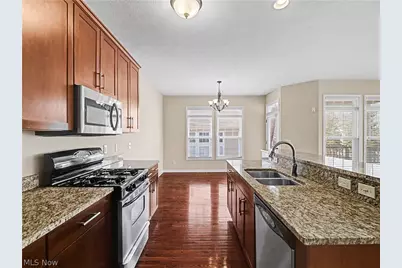 5820 Red Rock Court, Green Hills, OH 44131 - Photo 6