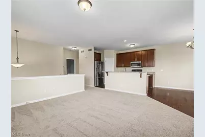 5820 Red Rock Court, Green Hills, OH 44131 - Photo 10