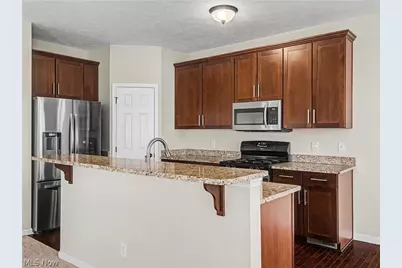 5820 Red Rock Court, Green Hills, OH 44131 - Photo 14