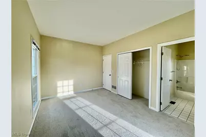 8820 Chaucer Boulevard, Grandview Heights, OH 44147 - Photo 10