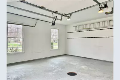 8820 Chaucer Boulevard, Grandview Heights, OH 44147 - Photo 26