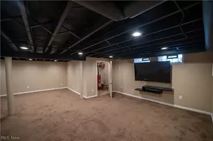 285 E 216th St, Euclid, OH 44123 - Photo 10