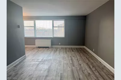 11850 Edgewater Drive, Oakwood, OH 44107 - Photo 8