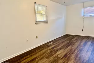 311 Lloyd St, Dover, OH 44622 - Photo 14