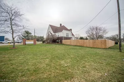 14760 Gaskill Drive NE, Alliance, OH 44601 - Photo 8