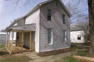 307 N 12th St, Coshocton, OH 43812 - Photo 2