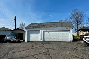 224 Woodvue Ln, Wintersville, OH 43953 - Photo 4