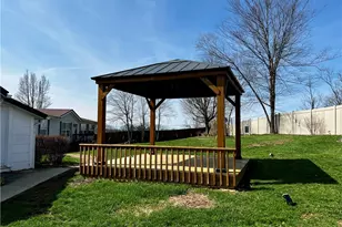 224 Woodvue Ln, Wintersville, OH 43953 - Photo 6