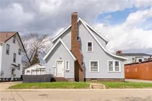 1421 Ferndale Rd NW, Canton, OH 44709 - Photo 2