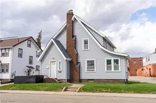 1421 Ferndale Rd NW, Canton, OH 44709 - Photo 1